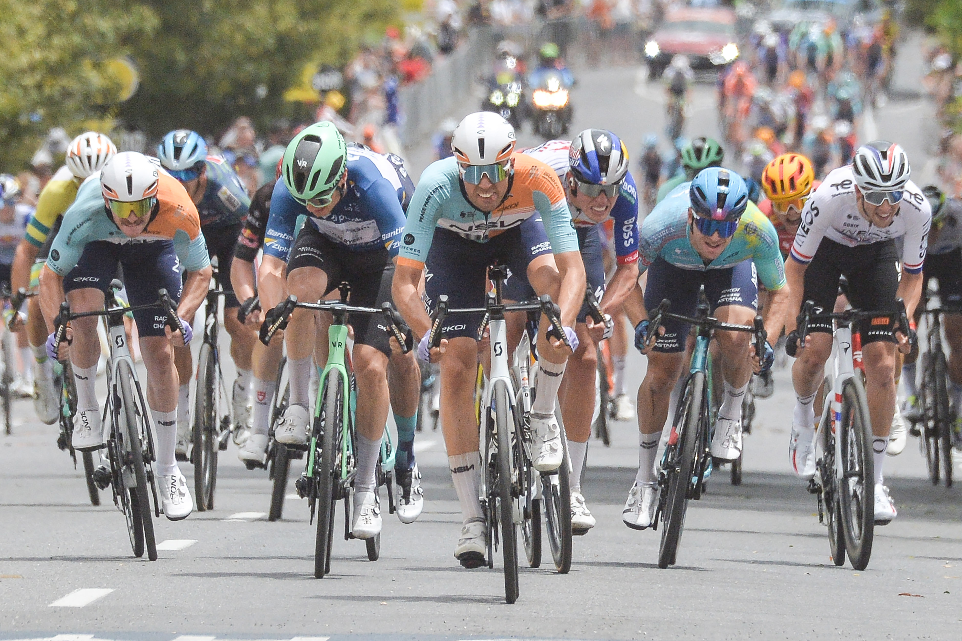 Ethan Vernon at the head of a race