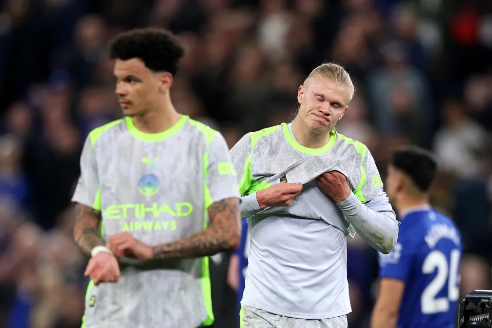 Erling Haaland looks dejected following Manchester City's 3-3 draw with Everton