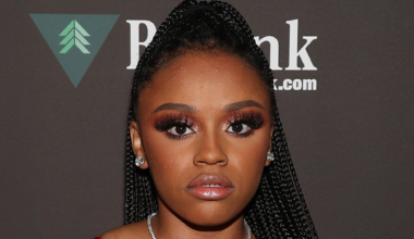 Floyd Mayweather's Daughter Yaya And Family of Ex NBA YoungBoy's Wife Throws Hands, on Video