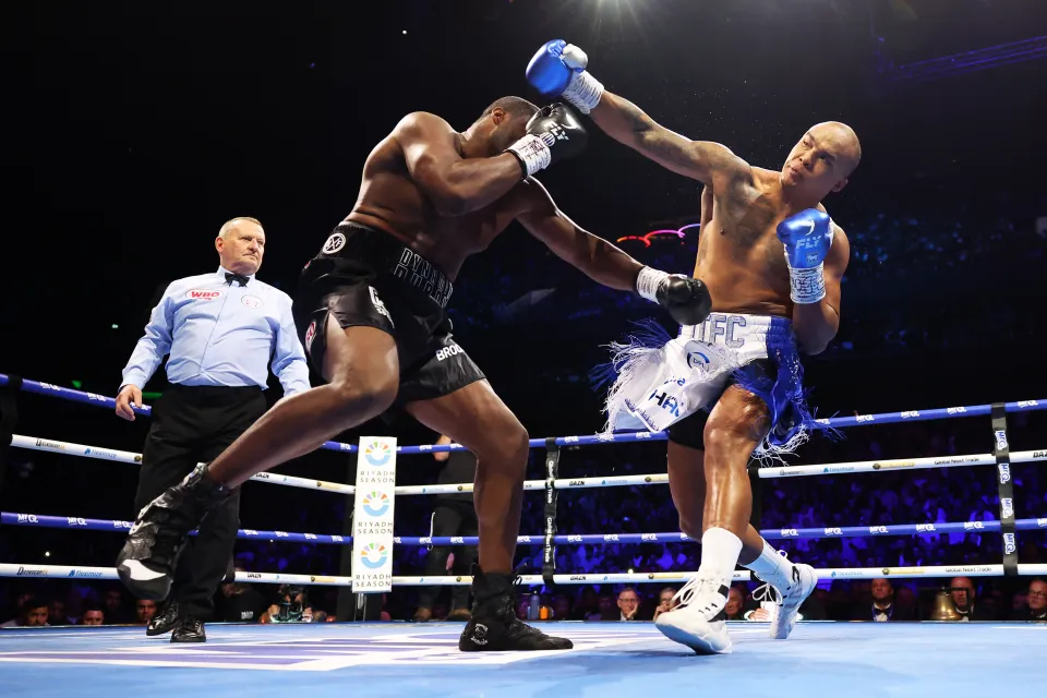 Dubois stopped Wardley in the eleventh round of a gruelling encounter