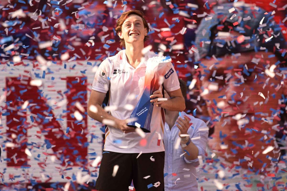 Buse overcomes Paul to claim Hamburg crown, Tien and Navarro also win titles