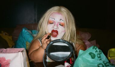 These "raw and honest" images bring modern Britain to the world – now honored with major photography award