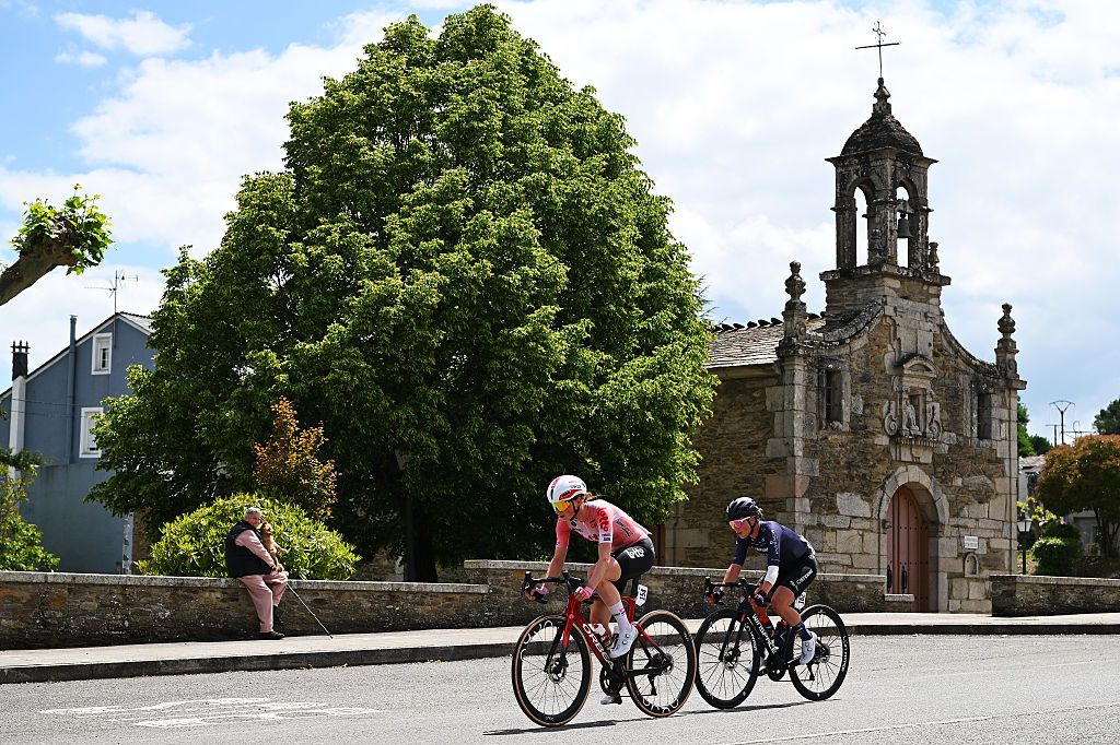 Annelies Nijssen (Lotto Intermarch&eacute; Ladies) and Marine Allione (Mayenne Monbana My Pie) during stage 4 of the 2026 La Vuelta Femenina. (Photo by Szymon Gruchalski/Getty Images)
