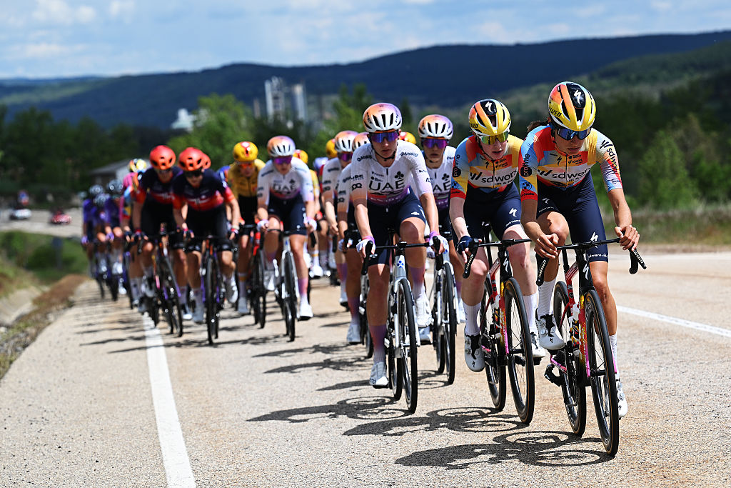 Team SD Worx-Protime lead the peloton during stage 5 of the 2026 La Vuelta Femenina 2026. (Photo by Szymon Gruchalski/Getty Images)