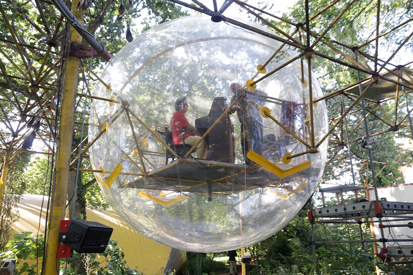 building with air: soft architectures and atmospheric worlds from warhol to A.A. murakami - 10