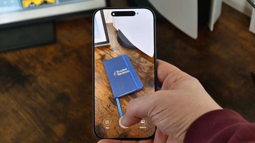 iPhone 17