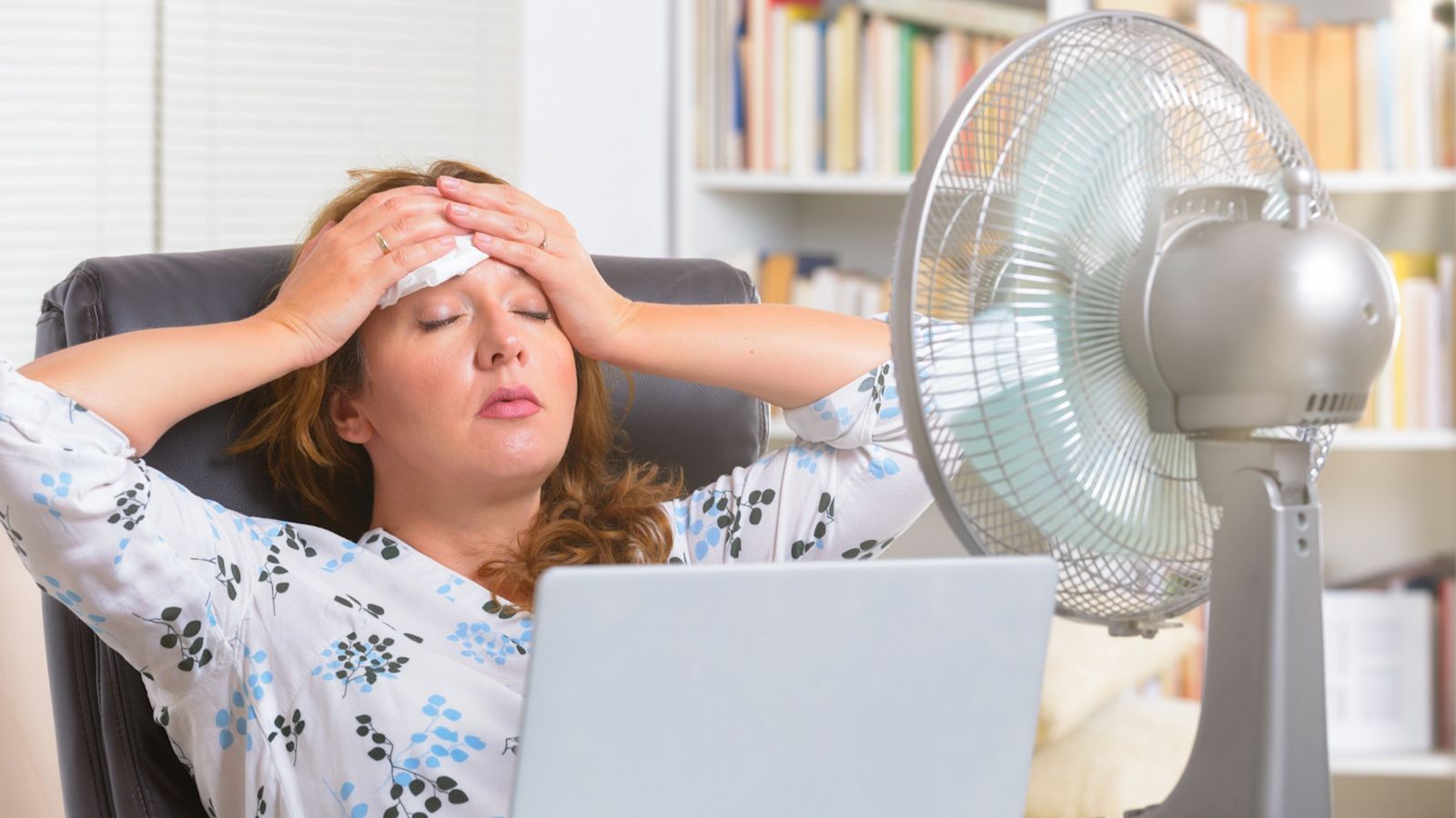 UK climate warning prompts calls for maximum workplace temperatures
