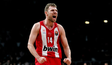 Vezenkov reacts to Giannis, Djokovic presence in Piraeus, shares GOAT take