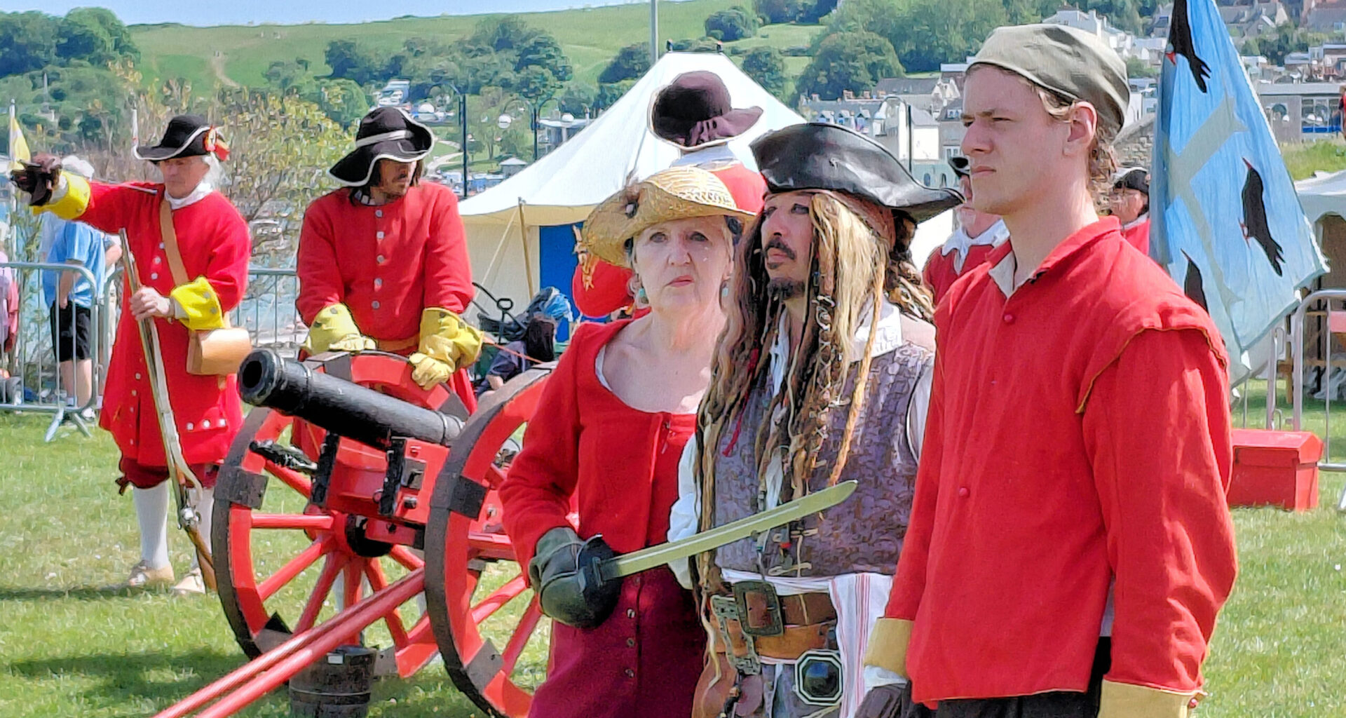 Jack Sparrow drops in at Swanage Pirate Festival’s 10th birthday bash – Swanage News