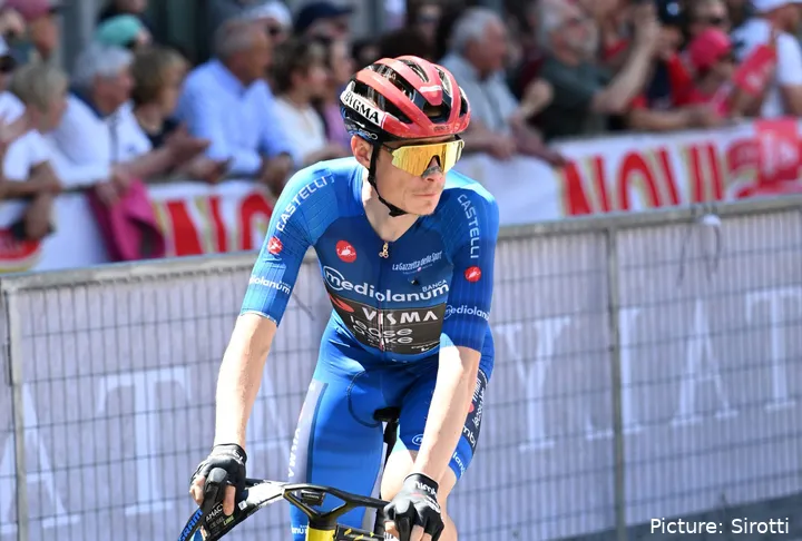 Jonas Vingegaard ahead of stage 14 at the 2026 Giro d'Italia