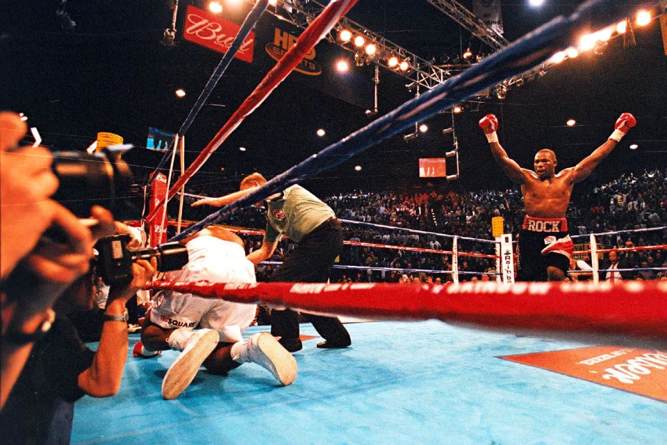 Hasim Rahman knocking out Lennox Lewis