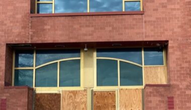 What We Lose When Malls Shut Down