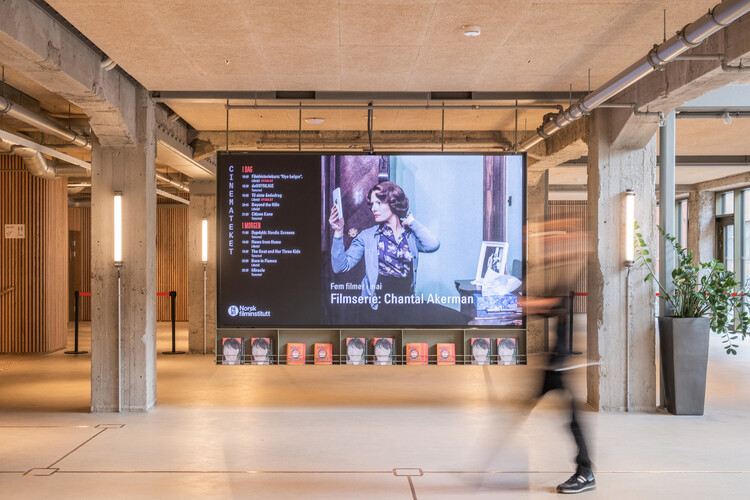 Material Culture and Heritage in Contemporary Cinema Architecture - Image 19 of 30