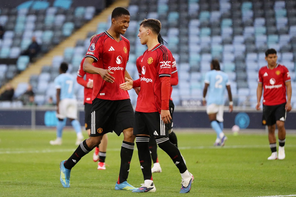 Report: U21s win a seven-goal thriller at Man City - Manchester United