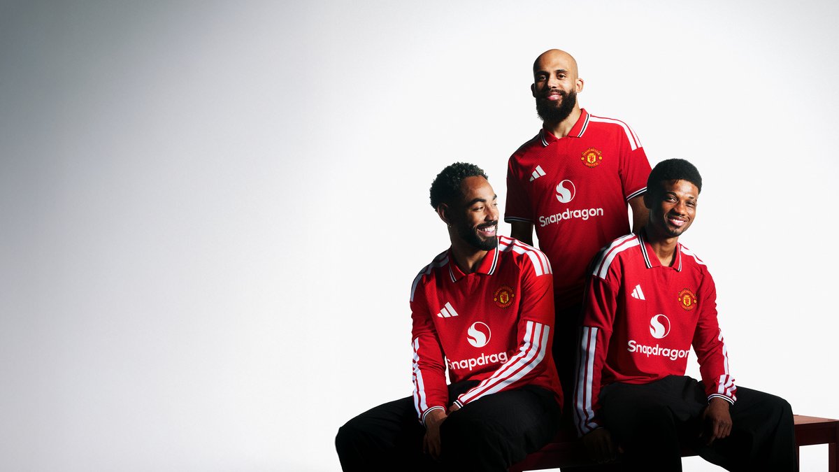 Out now: United's new home kit - Manchester United