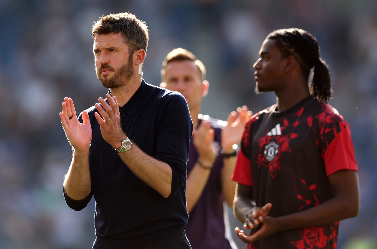 Carrick keen to build on 'strong foundation' - Manchester United