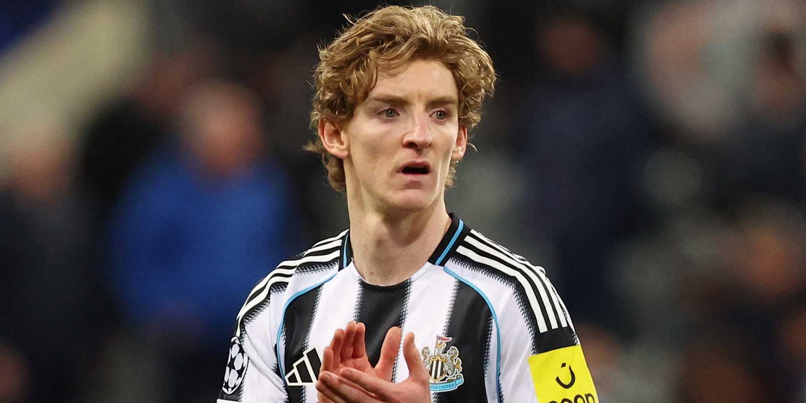  Newcastle United's Anthony Gordon applauds fans after the match