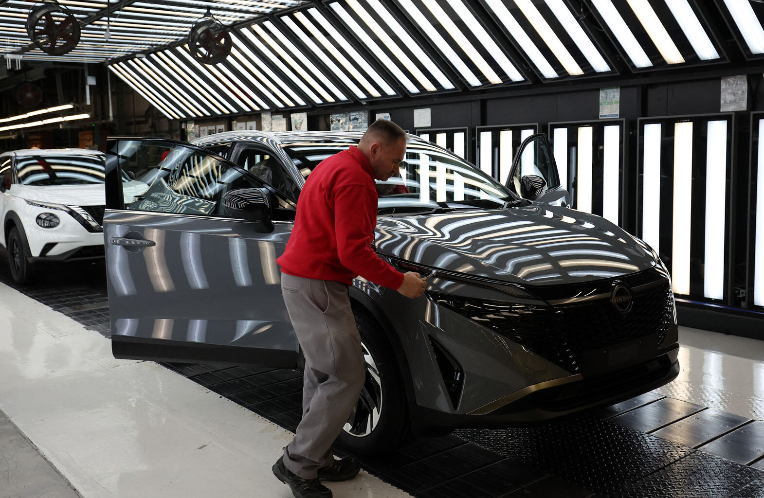 Nissan to shut production line at Sunderland in cost-saving move