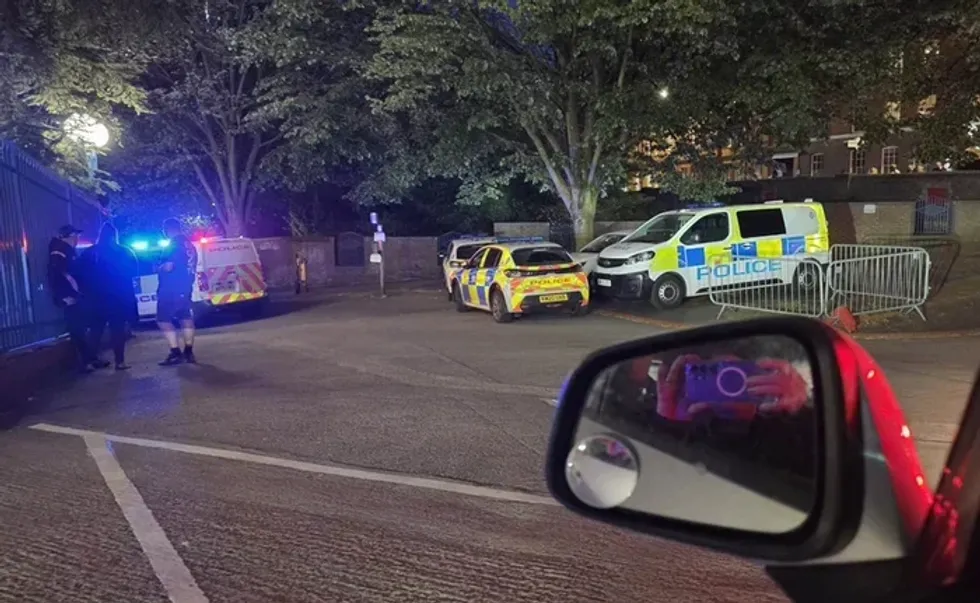 Police on scene after Peter Kay gig evacuated