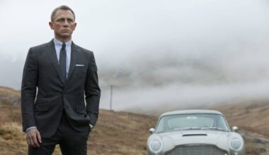 007 First Light arrives just in time to holdover James Bond movie