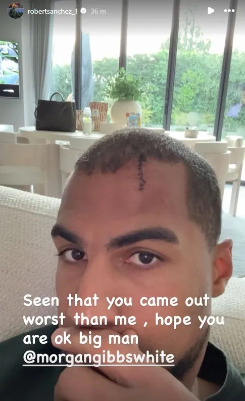 Robert Sanchez shows off the scar from his injury