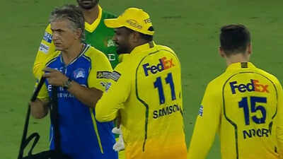 Injury scare for CSK! Sanju Samson leaves field mid-match vs Gujarat Titans