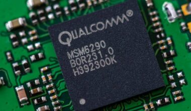 Qualcomm teases agentic CPUs and smartphones • The Register