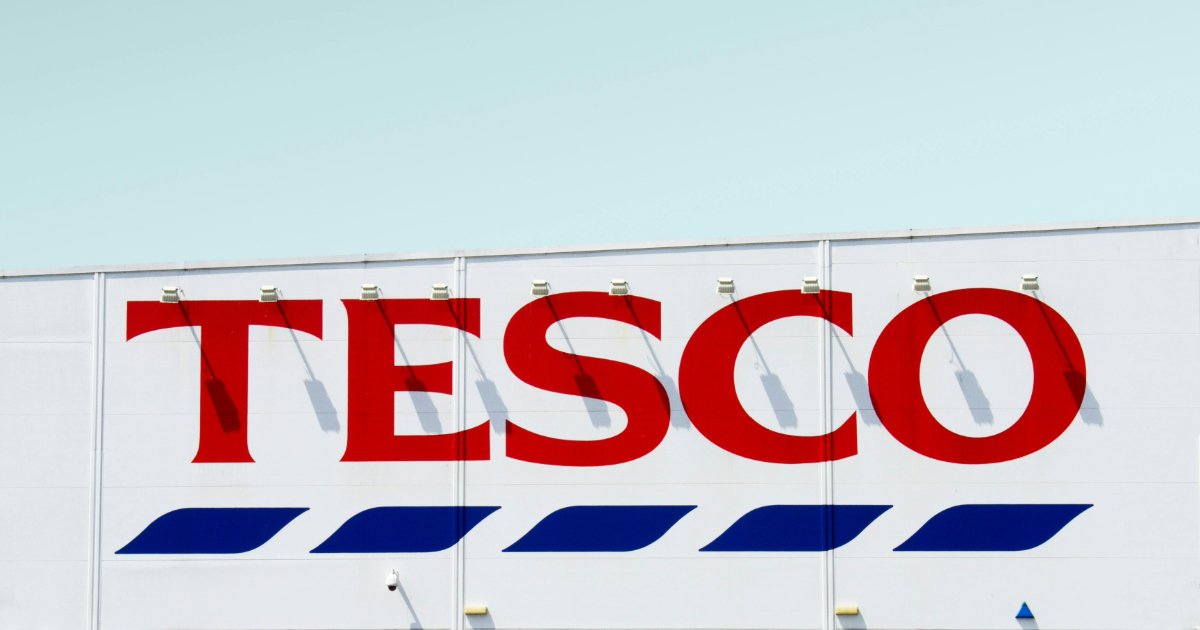 AI-generated images of women in niqabs being turned away from Tesco stores circulate online – Full Fact