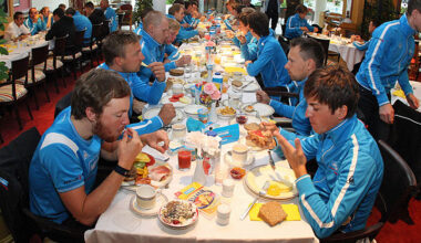 Cycling Nutrition: Smart Carbohydrate Timing for Cyclists
