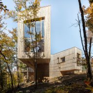 Tekαkαpimək Contact Station by Saunders Architecture