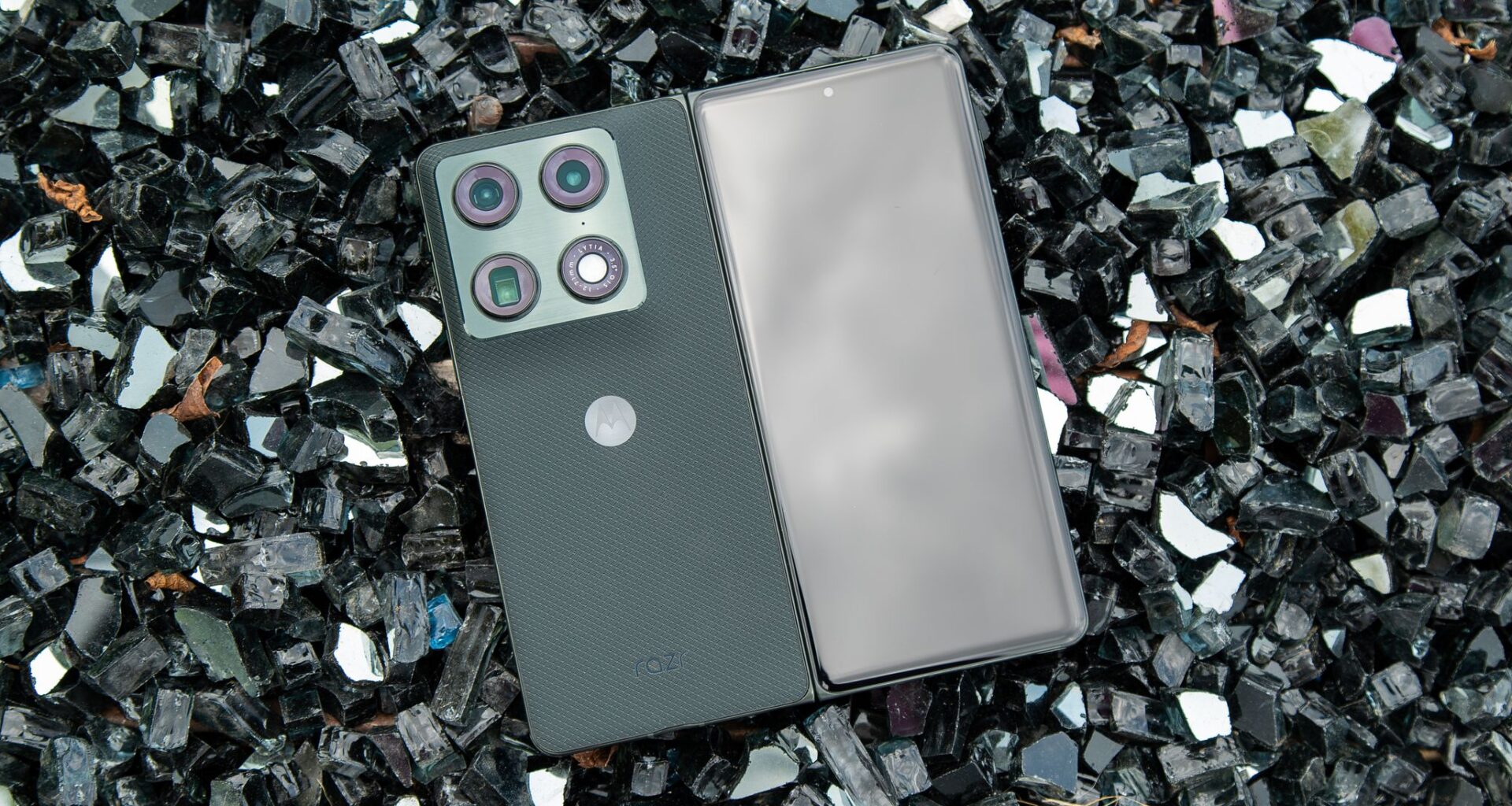 Motorola Razr Fold review: A new reason for Samsung to be nervous
