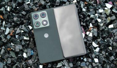 Motorola Razr Fold review: A new reason for Samsung to be nervous