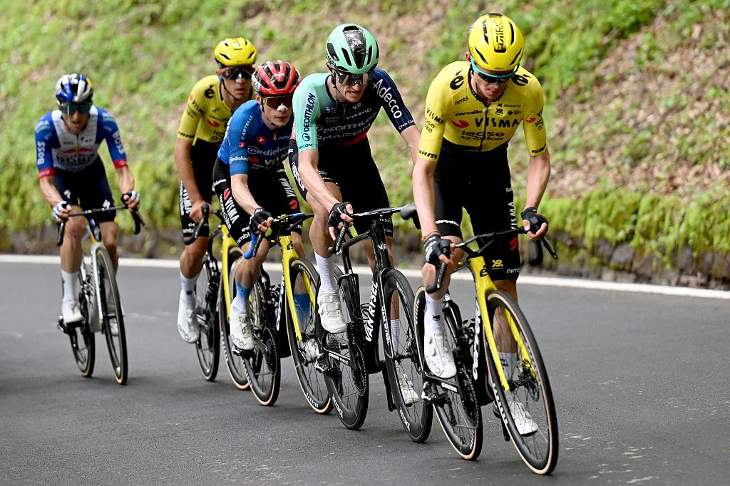 2026 Giro d'Italia: GC riders on the attack in the high mountains