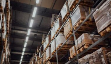 Savills UK | Mid-Box industrial take-up hits 1.4 million sq ft in Q1 2026