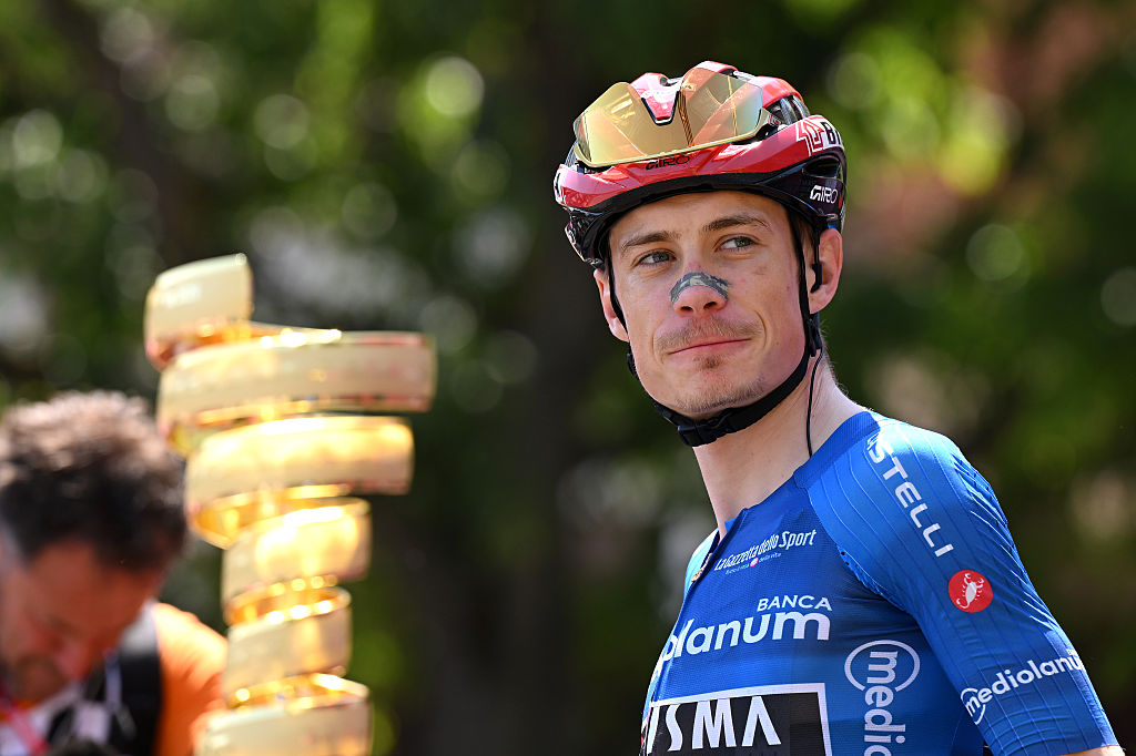 ALESSANDRIA, ITALY - MAY 22: Jonas Vingegaard of Denmark and Team Visma | Lease a Bike - Blue Mountain Jersey prior to the 109th Giro d&amp;apos;Italia 2026, Stage 13 a 189km stage from Alessandria to Verbania / #UCIWT / on May 22, 2026 in Alessandria, Italy. (Photo by Dario Belingheri/Getty Images)