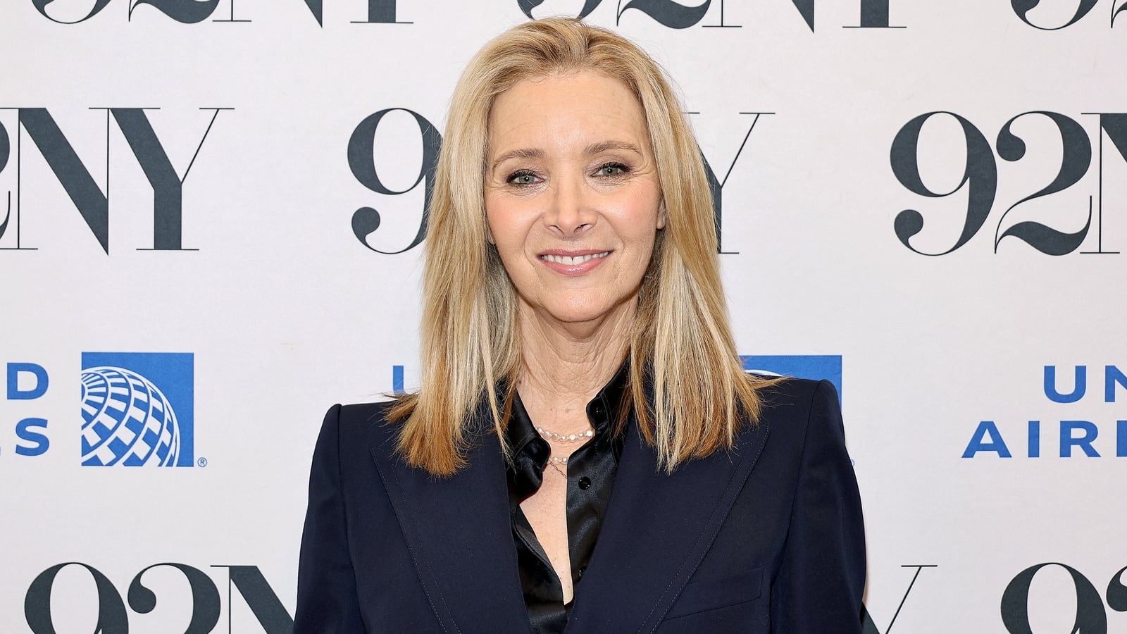 Lisa Kudrow finally watched Friends and 'loved it'