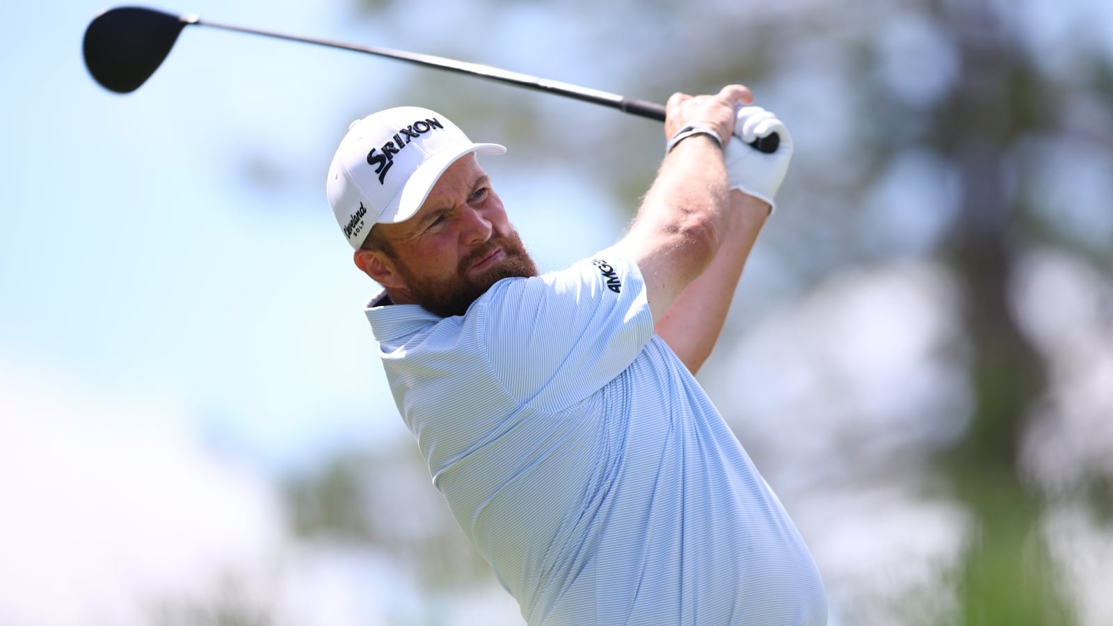 Lowry hovers around top-10 at midway point in Canada