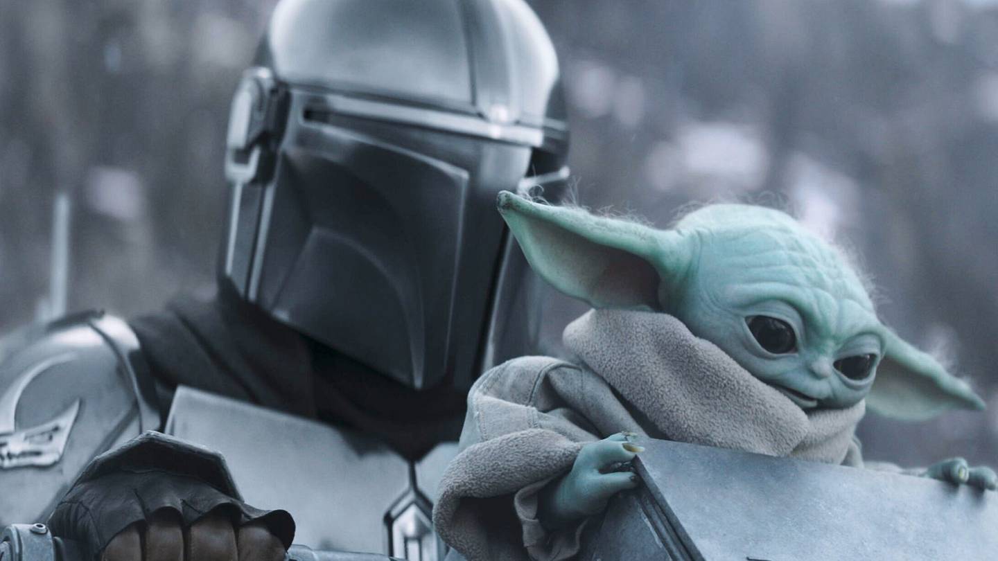The Mandalorian (Pedro Pascal) in Lucasfilm's THE MANDALORIAN AND GROGU