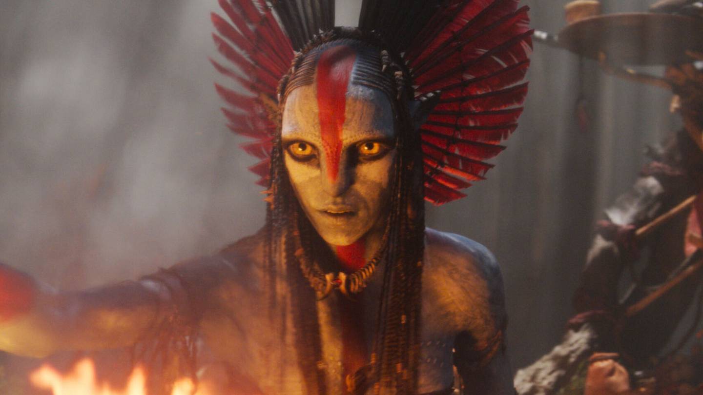 Varang (Oona Chaplin) in 20th Century Studios' AVATAR: FIRE AND ASH