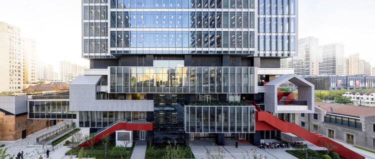Jing'An Investment Center / Nikken Sekkei - Image 1 of 23
