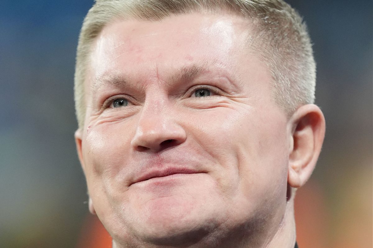 ricky hatton smiling