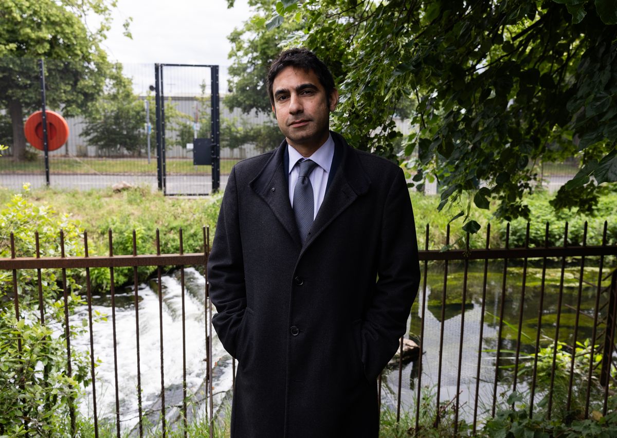 Cllr Shaheen has challenged the Labour Secretary of State to visit the site to experience the smell