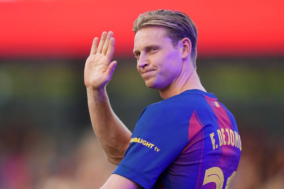 Frenkie de Jong waves
