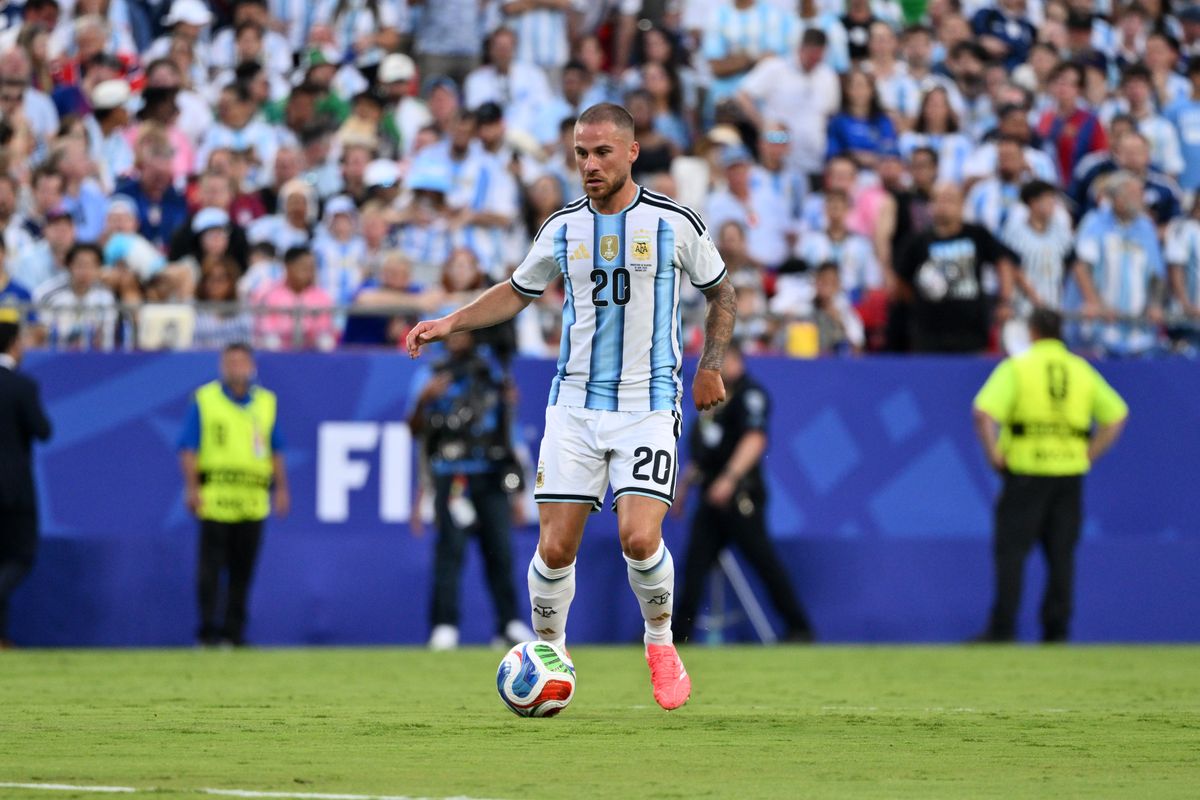 Alexis Mac Allister playing for Argentina