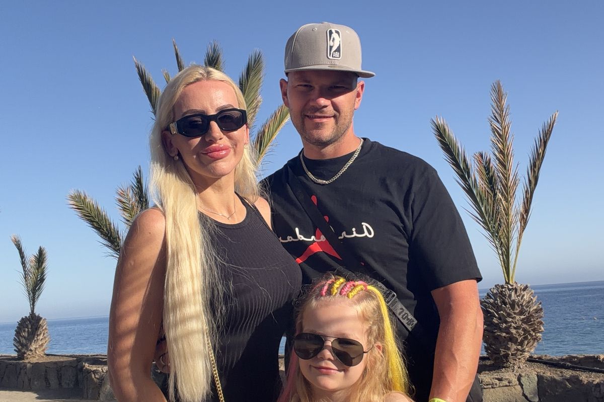 Viltė Jasmontė, Aidas Jasmontas and their six-year-old daughter, Ariele