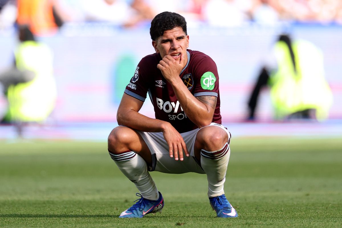 Mateus Fernandes during a West Ham game
