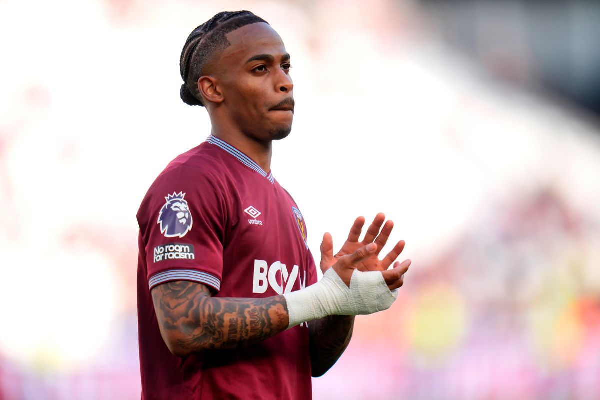 West Ham United's Crysencio Summerville applauds the fans after the final whistle in the Premier League match at the London Stadium. West Ham have been relegated from the Premier League