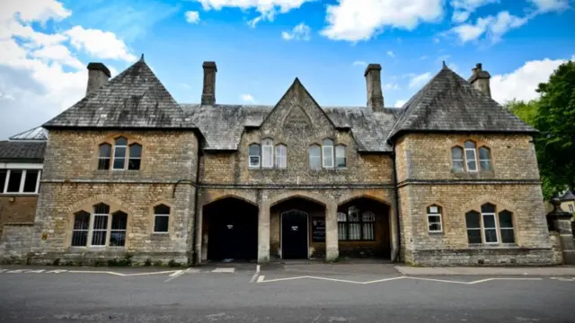 The Henry Box School in Witney