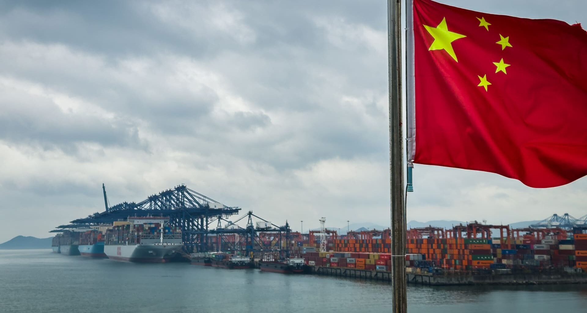 Wall Street banks and foreign borrowers are rushing to tap China’s cheap money