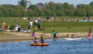 Thames Water plea amid Oxford Port Meadow poo pollution row